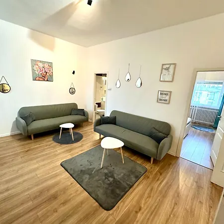 Hacienda Romana - Interbelic 2bdr Apartment *