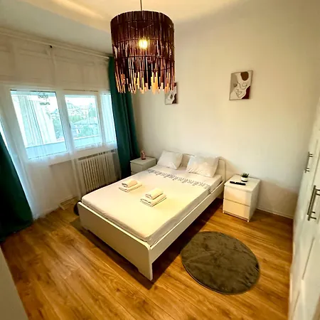 Hacienda Romana - Interbelic 2bdr Appartamento *